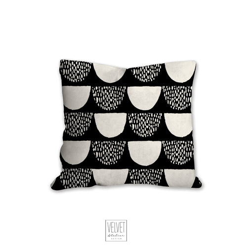 Arches and spots pillow